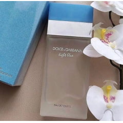 Light Blue - Perfume Feminino - Eau de Toilette - Dolce Gabanna - Disponível 50 ml