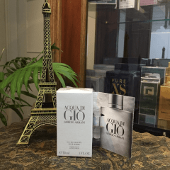 Acqua di Gio - Perfume Masculino - Eau de Toilette - Giorgio Armani - Disponível 30 ML - 50 ML - 100 ML - 200 ML